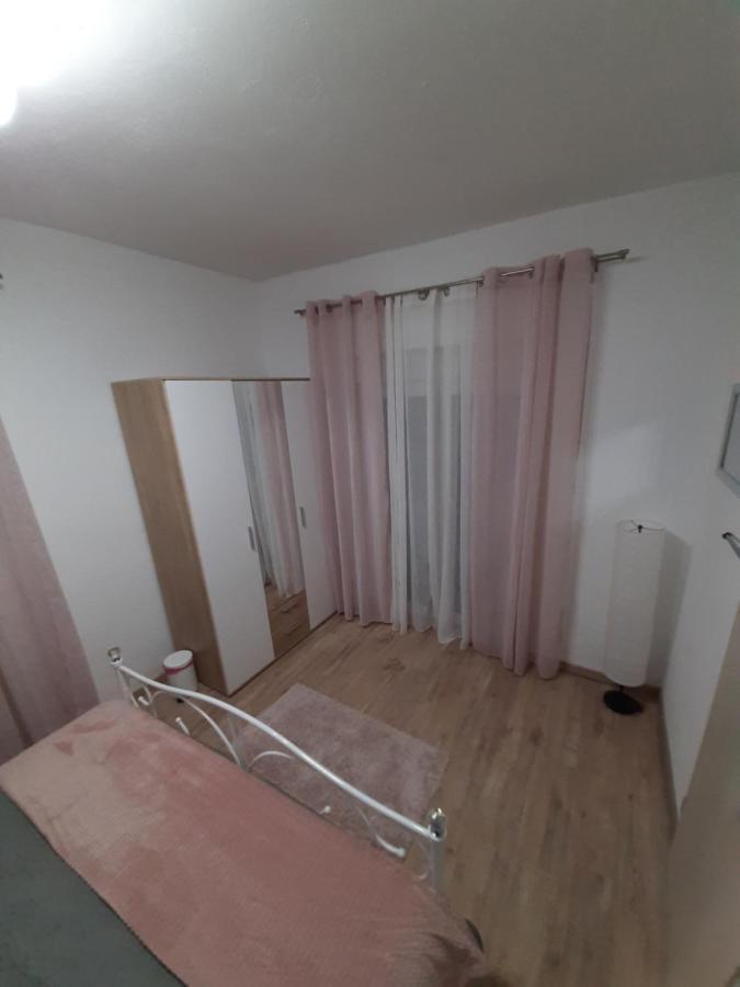 Ferienhaus Karlo Pridraga Ngoại thất bức ảnh